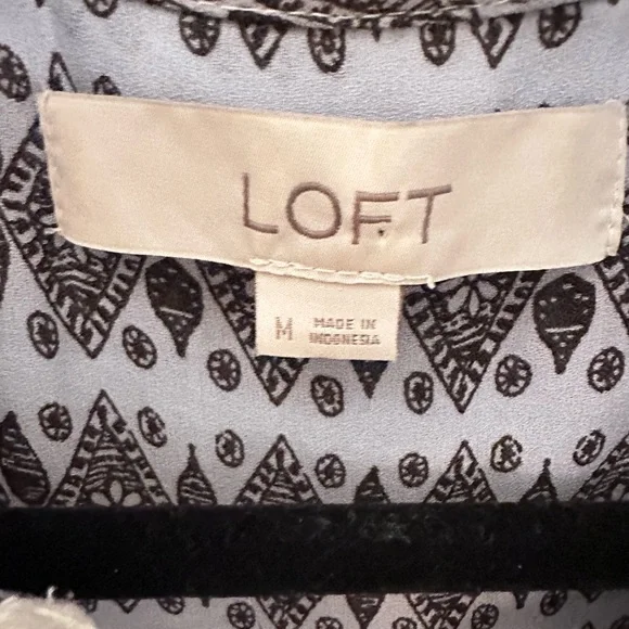 LOFT M white shabby chic V neck lace detail colorful floral lightweight blouse - Picture 8 of 13